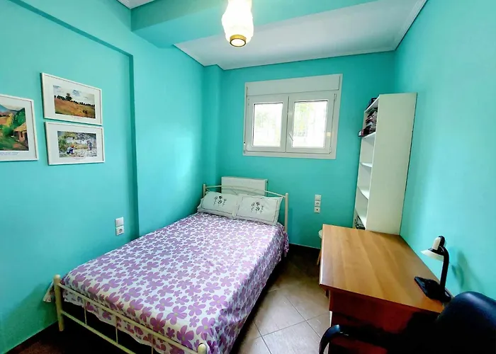 Apartment Dora's With Garden